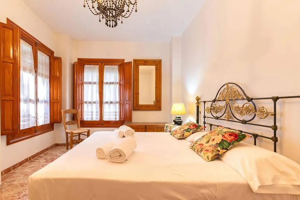 Santa Cruz Refinadores Suite By Valcambre Sevilla