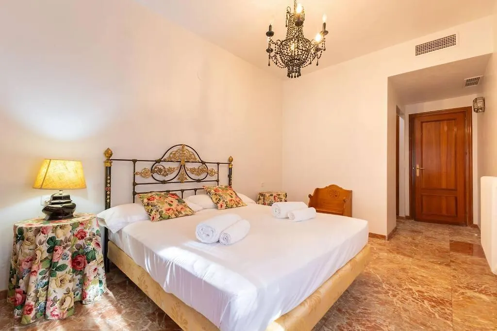 Santa Cruz Refinadores Suite By Valcambre Sevilla Daire